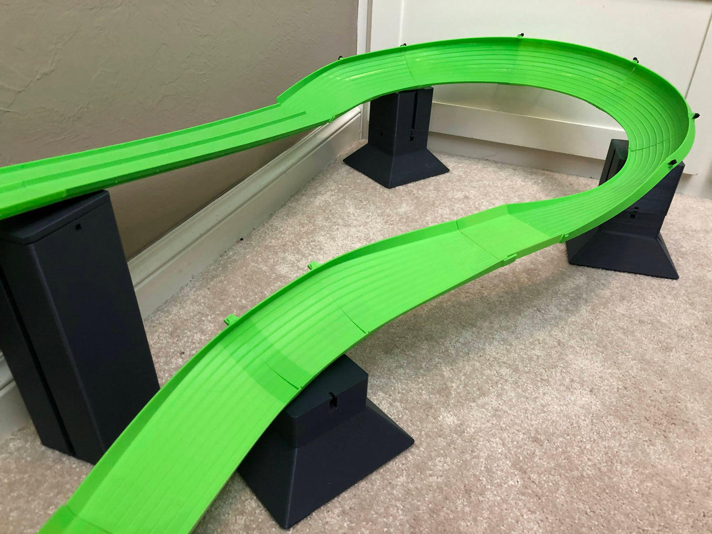 Switchback (225°+45°) Track Set