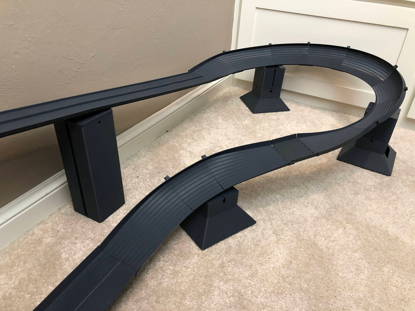 Switchback (225°+45°) Track Set