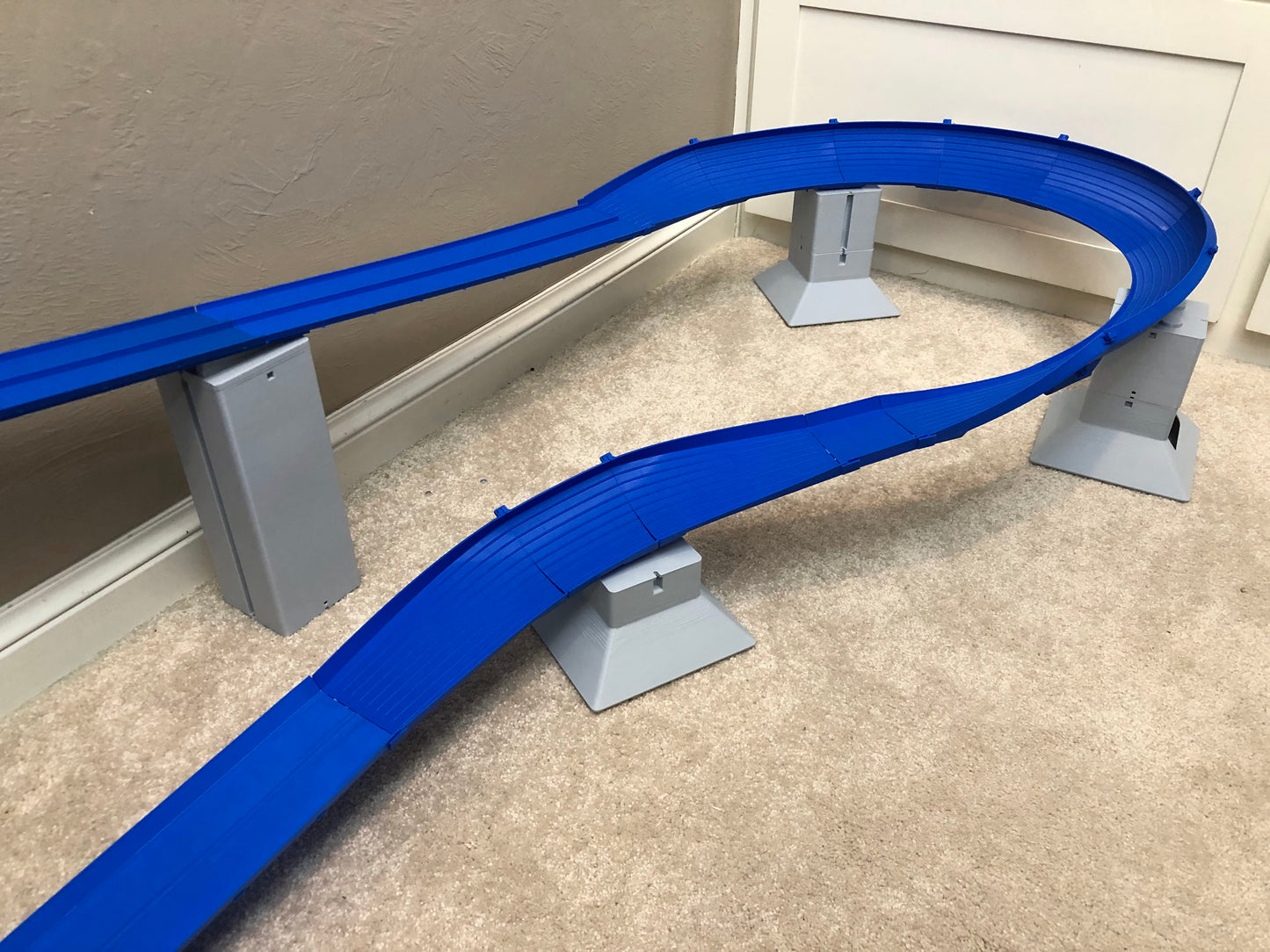 Switchback (225°+45°) Track Set
