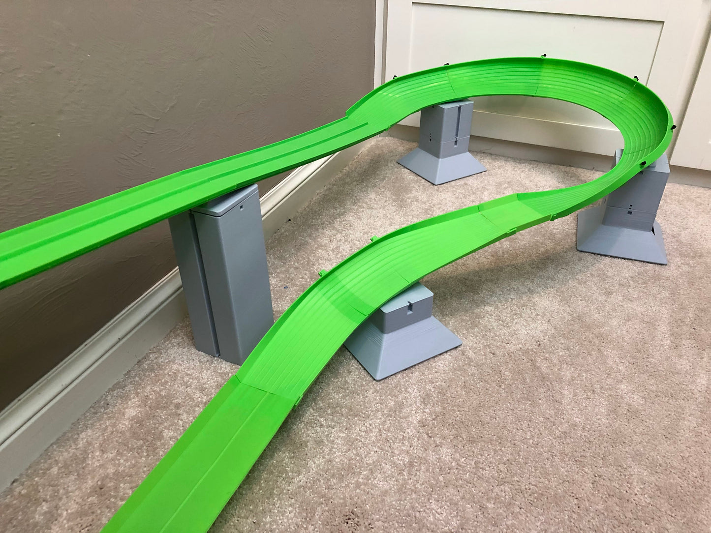 Switchback (225°+45°) Track Set