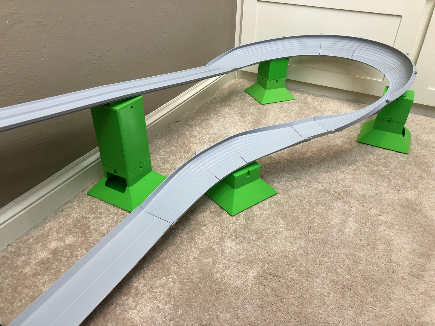 Switchback (225°+45°) Track Set