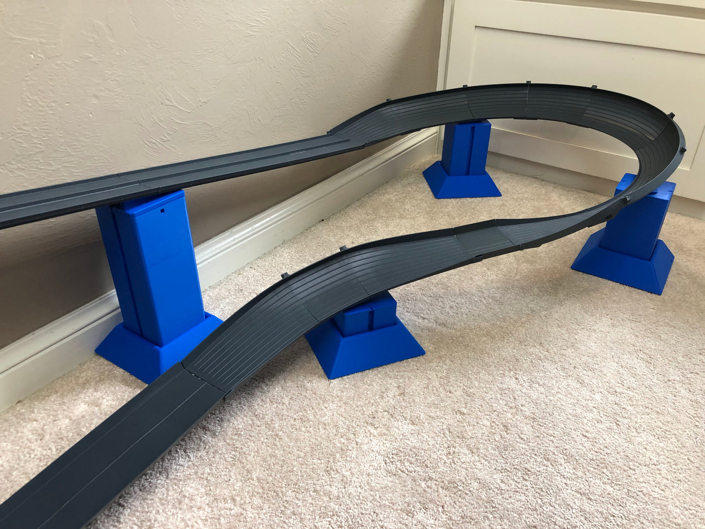 Switchback (225°+45°) Track Set