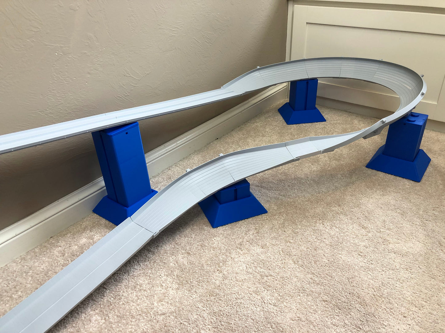 Switchback (225°+45°) Track Set