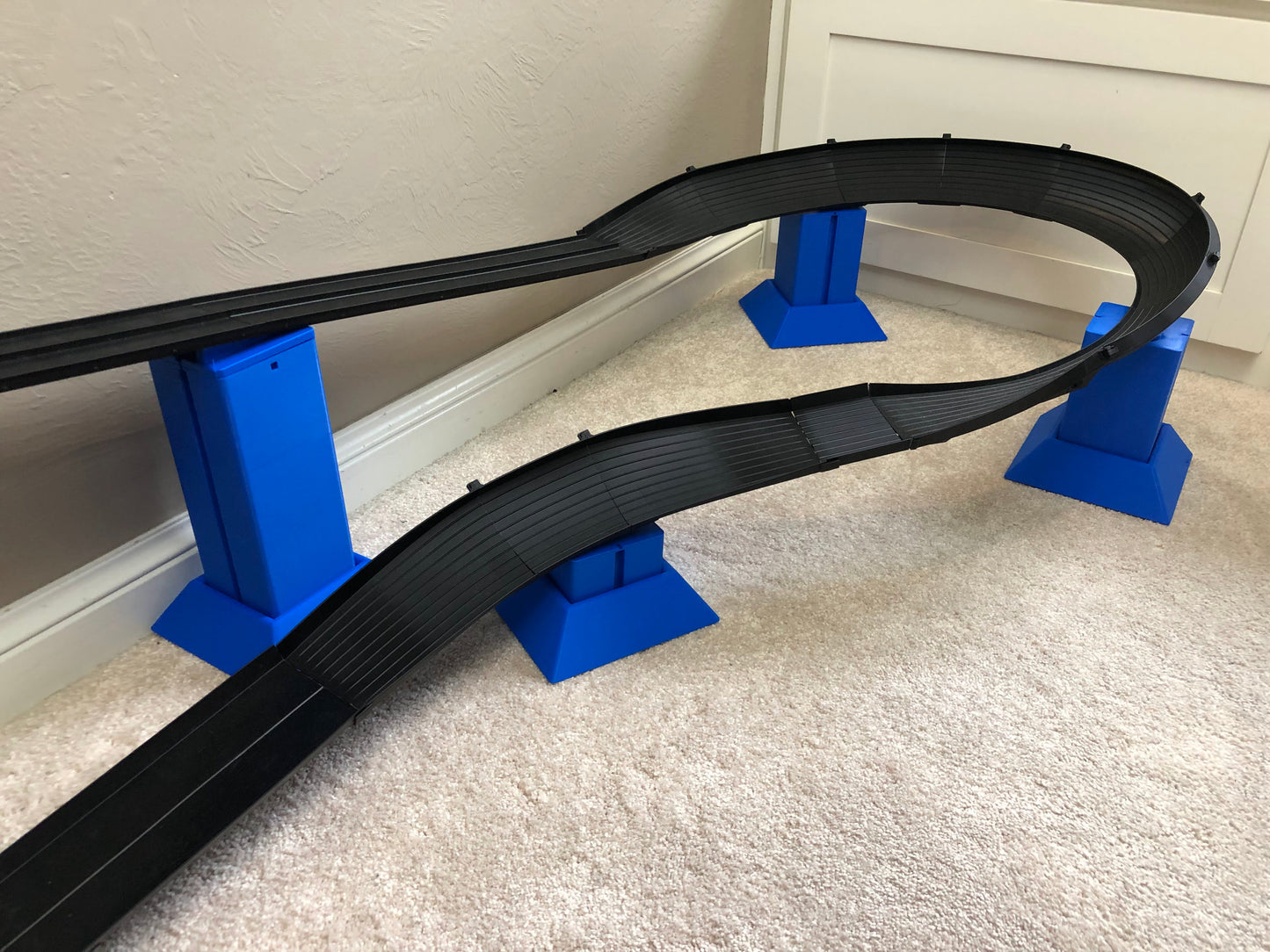 Switchback (225°+45°) Track Set