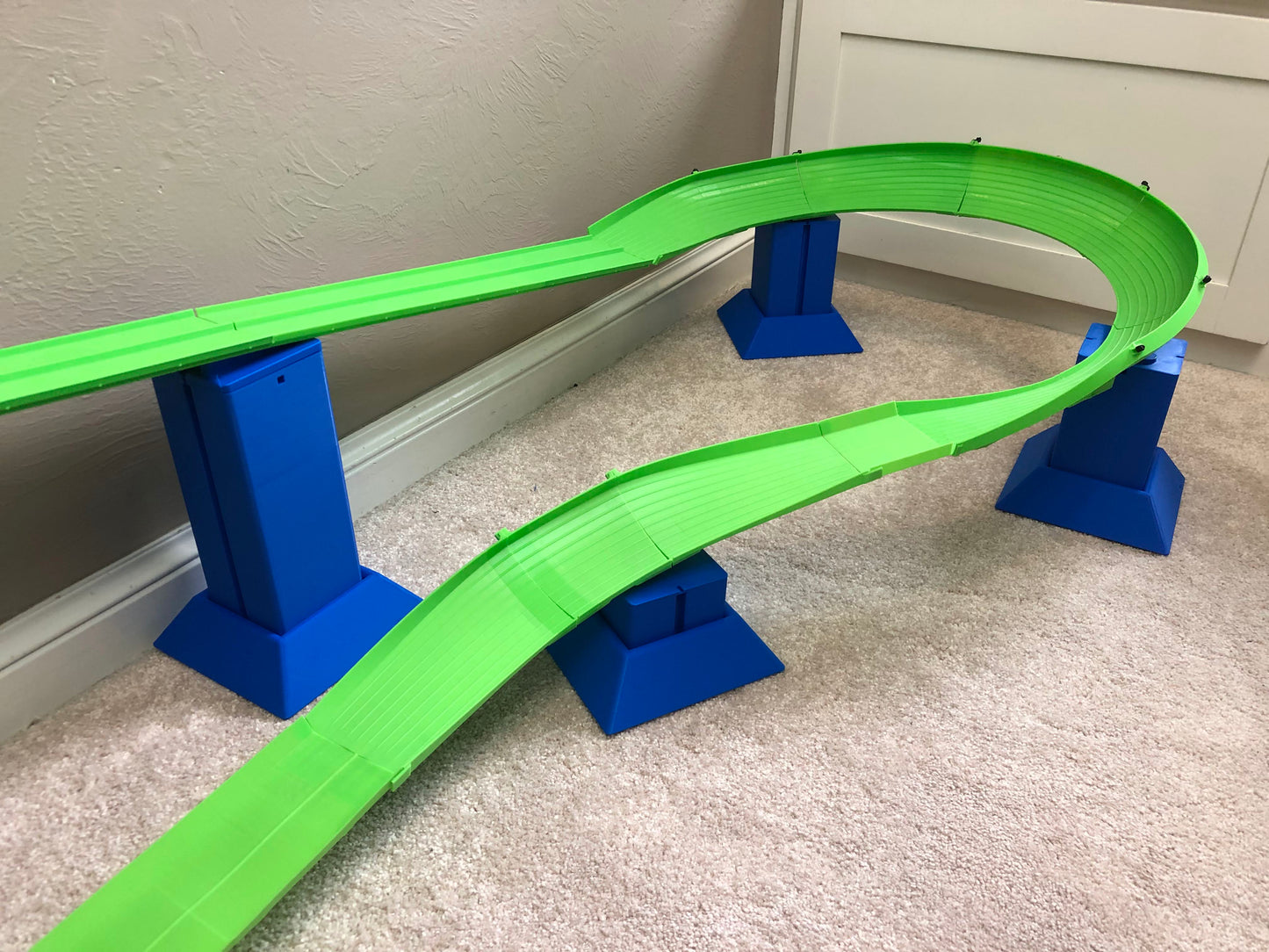 Switchback (225°+45°) Track Set